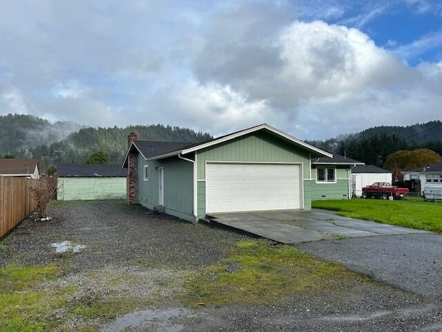 Photo of 230 Ogle Ave Rio Dell CA 95562