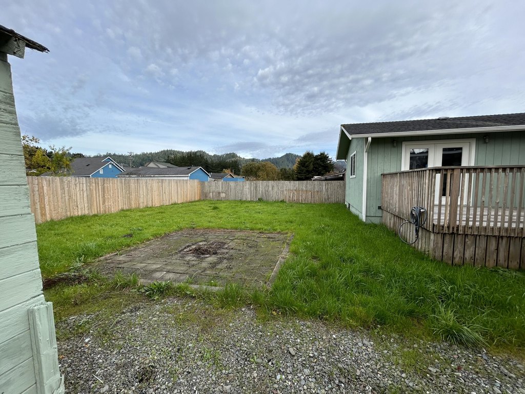 Listing photo 26